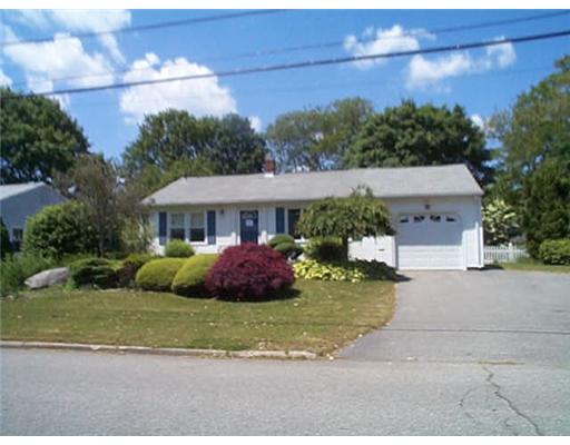 59 Colony Road East Providence, RI 02915 - Photo 1 of 4 Exterior Front.