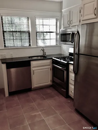 $3,200 | 410 West Avenue, Unit 107, Darien, CT 06820