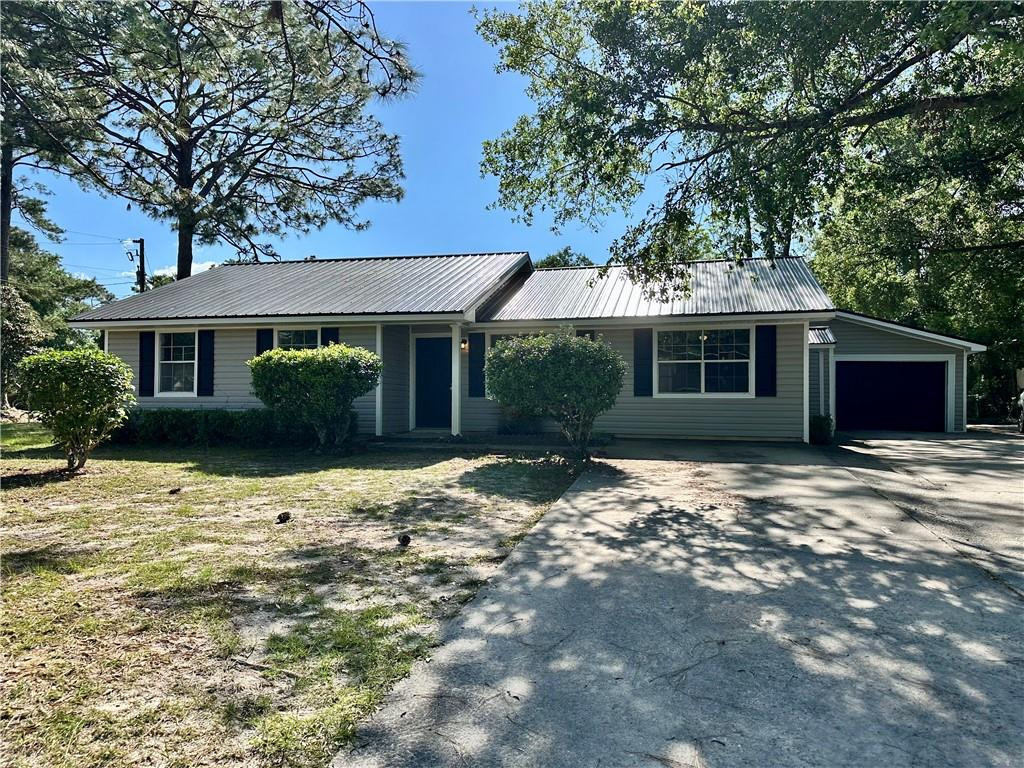 1301 Riverside Avenue Waycross, GA 31501 - Photo 5 of 61 Photo 5