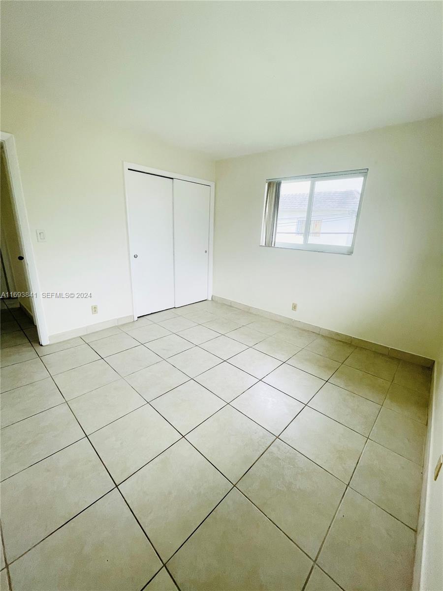 5261 Southwest 90th Way, Unit 3 Cooper City, FL 33328 - Photo 6 of 7 a view of room