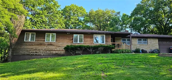 $295,000 | 8604 East 74th Street, Kansas City, MO 64133