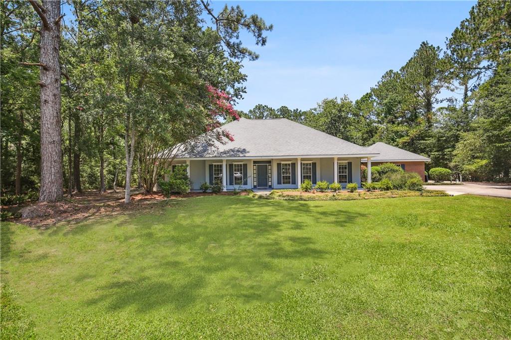 3 Rene Court Mandeville, LA 70471 - Photo 1 of 32 Gallery Image 1