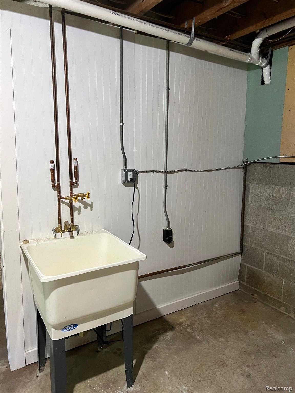 892 West Brocker Road Metamora, MI 48455 - Photo 26 of 28 Gallery Image 26