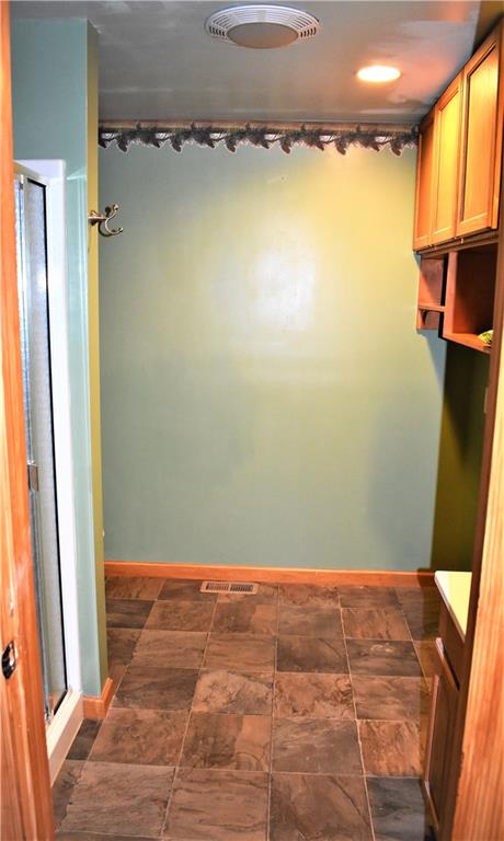 2620 West Dixie Bee Road Covington, IN 47932 - Photo 8 of 20