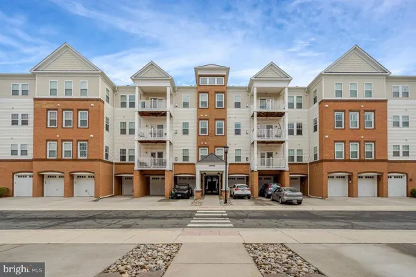 $509,900 | 24660 Woolly Mammoth Terrace, Unit 305, Aldie, VA 20105