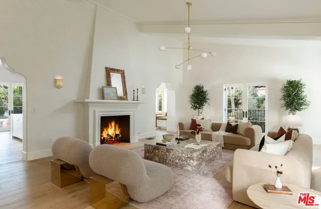 $19,500,000 | 624 North Arden Drive, Beverly Hills, CA 90210