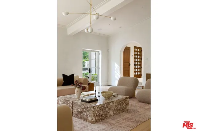 $19,500,000 | 624 North Arden Drive, Beverly Hills, CA 90210