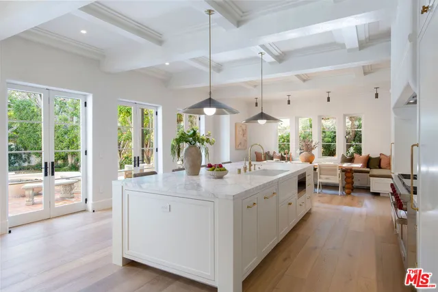 $19,500,000 | 624 North Arden Drive, Beverly Hills, CA 90210