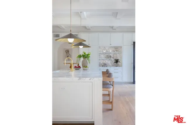 $19,500,000 | 624 North Arden Drive, Beverly Hills, CA 90210