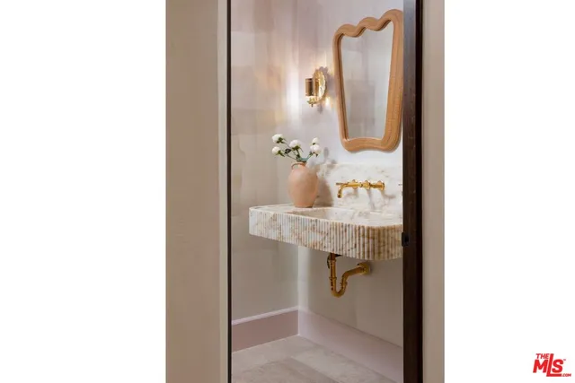 $19,500,000 | 624 North Arden Drive, Beverly Hills, CA 90210