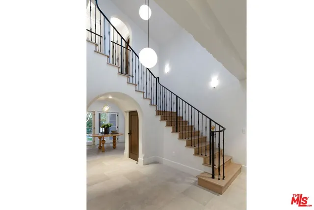 $19,500,000 | 624 North Arden Drive, Beverly Hills, CA 90210