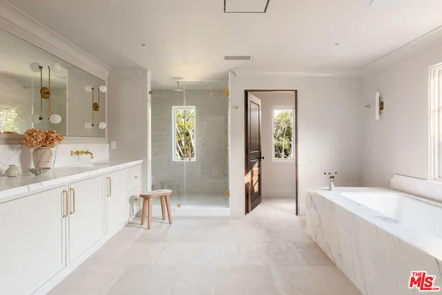 $19,500,000 | 624 North Arden Drive, Beverly Hills, CA 90210