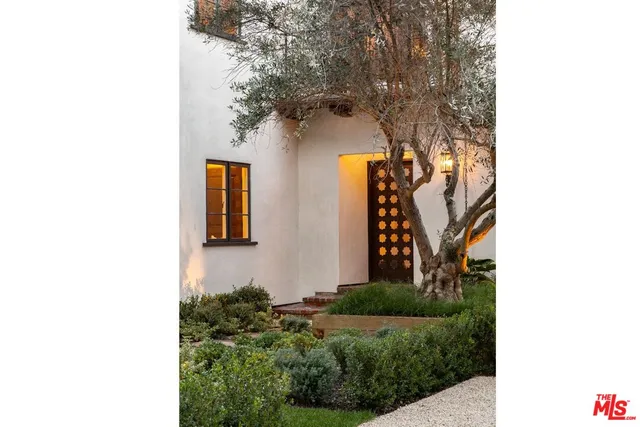 $19,500,000 | 624 North Arden Drive, Beverly Hills, CA 90210