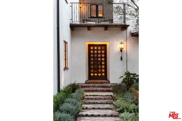 $19,500,000 | 624 North Arden Drive, Beverly Hills, CA 90210