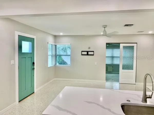 $2,495 | 2472 Coronado Way, Dunedin, FL 34698