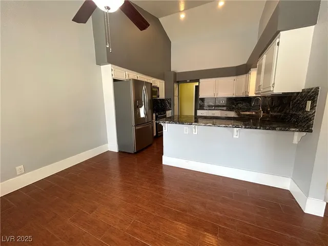 $2,999 | 3436 North Tenaya Way, Las Vegas, NV 89129