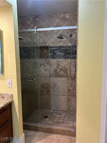 $2,999 | 3436 North Tenaya Way, Las Vegas, NV 89129