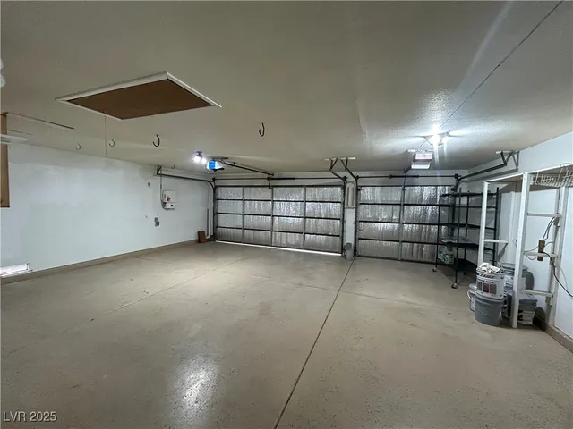 $2,999 | 3436 North Tenaya Way, Las Vegas, NV 89129