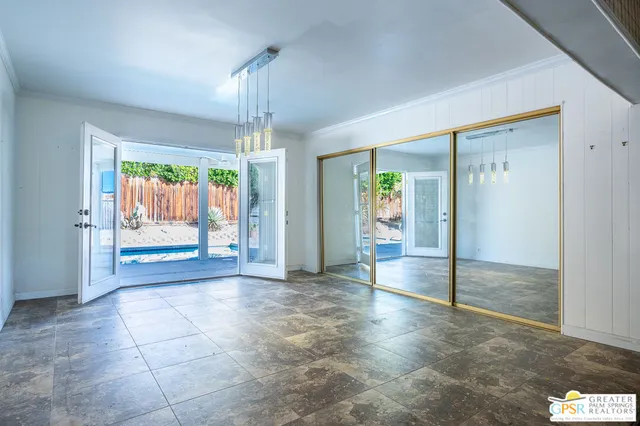 $747,000 | 488 East Laurel Circle, Palm Springs, CA 92262