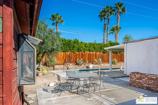 $747,000 | 488 East Laurel Circle, Palm Springs, CA 92262