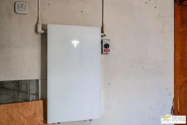 $747,000 | 488 East Laurel Circle, Palm Springs, CA 92262