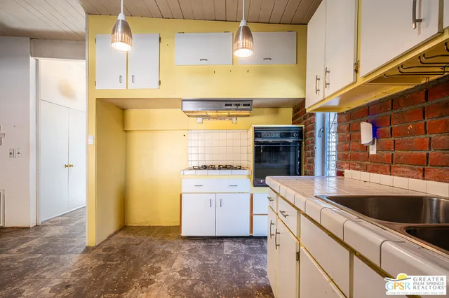 $747,000 | 488 East Laurel Circle, Palm Springs, CA 92262