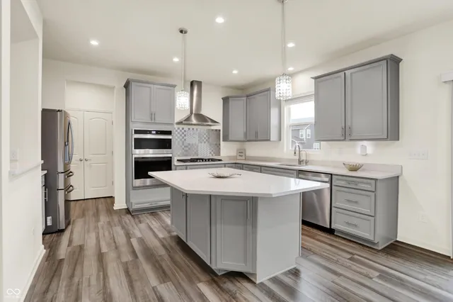 $550,000 | 5374 Noble Crossing Parkway West, Noblesville, IN 46062