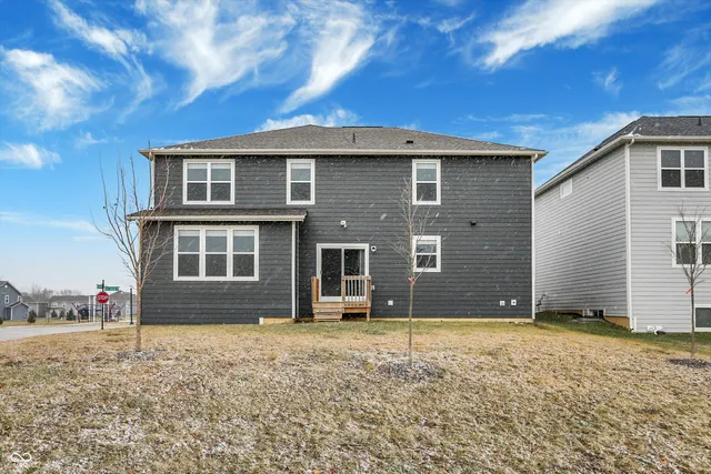 $550,000 | 5374 Noble Crossing Parkway West, Noblesville, IN 46062