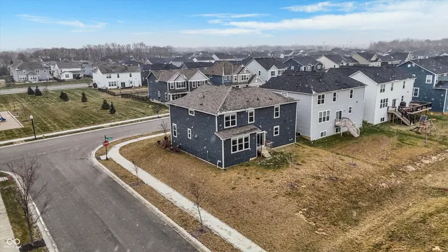 $550,000 | 5374 Noble Crossing Parkway West, Noblesville, IN 46062