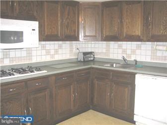 309 Coldspring Road Southampton, PA 18966 - Photo 3 of 12 Kitchen