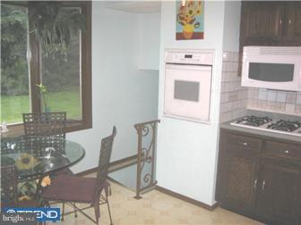 309 Coldspring Road Southampton, PA 18966 - Photo 4 of 12 Kitchen