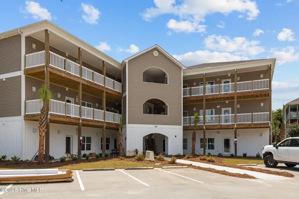 $1,950 | 400 Lighthouse Lane, Unit C3, Cedar Point, NC 28584