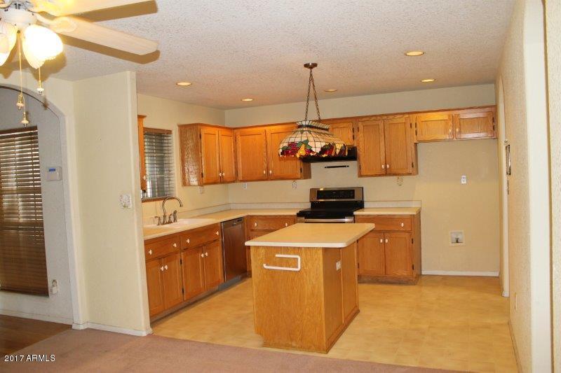 811 West Overland Road Payson, AZ 85541 - Photo 11 of 25 Kitchen (2)