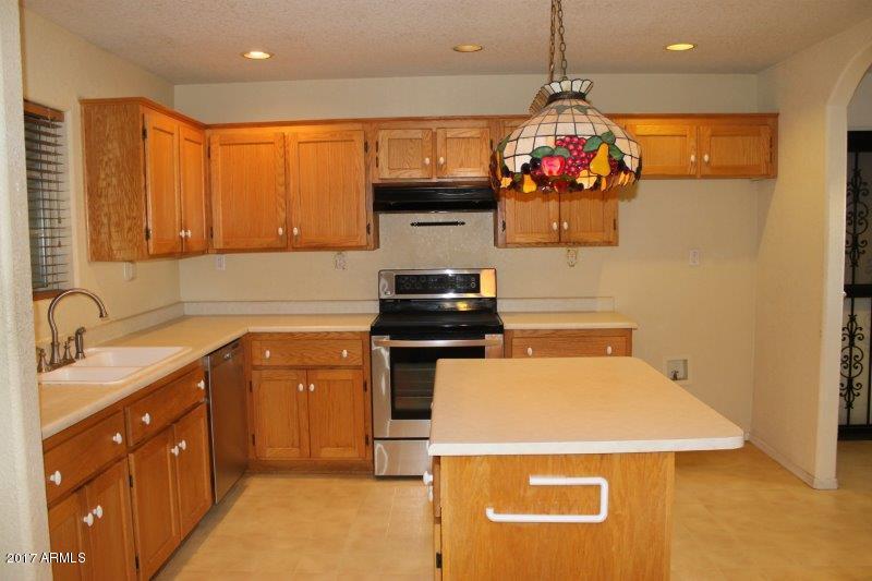 811 West Overland Road Payson, AZ 85541 - Photo 12 of 25 Kitchen (3)