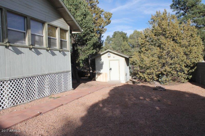 811 West Overland Road Payson, AZ 85541 - Photo 23 of 25 Backyard & shed
