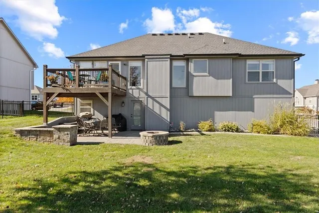 $370,000 | 1001 Southwest Powell Drive, Oak Grove, MO 64075