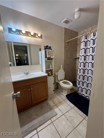 a close view of water heater