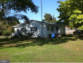 35 Jennings Road Manahawkin, NJ 08050 - Photo 3 of 24 Gallery Image 3