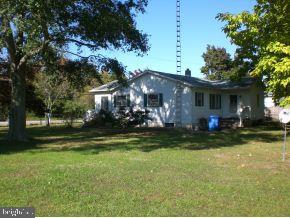 35 Jennings Road Manahawkin, NJ 08050 - Photo 4 of 24 Gallery Image 4