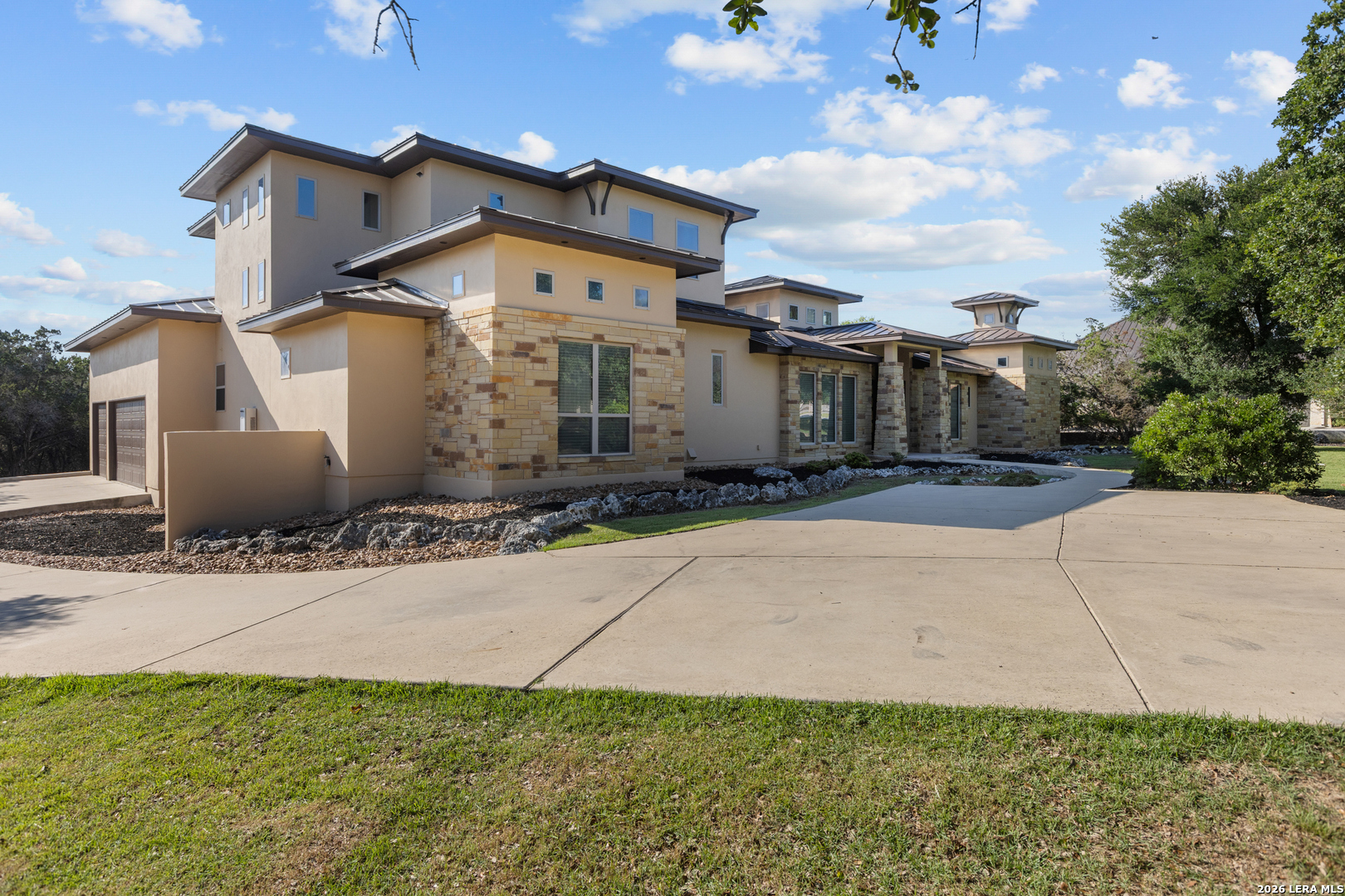 41 Woodland View Fair Oaks Ranch, TX 78015 - Photo 4 of 46