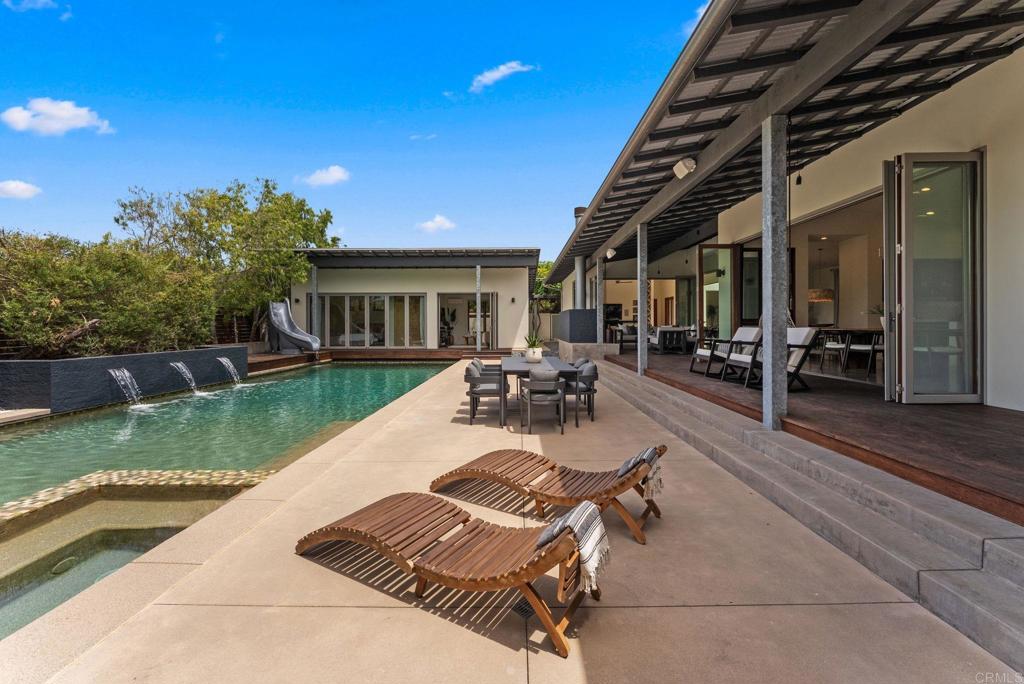 1866 Sheridan Road Encinitas, CA 92024 - Photo 64 of 75 Pool lounge area