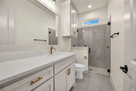 $849,900 | 115 Turtle Back, Decatur, TX 76234