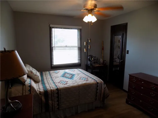 $495,000 | 1392 Rock Creek Road, Williamsburg, KS 66095