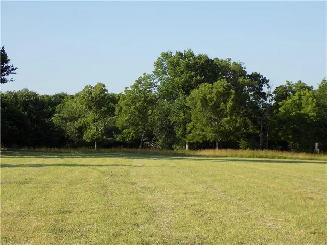 $495,000 | 1392 Rock Creek Road, Williamsburg, KS 66095