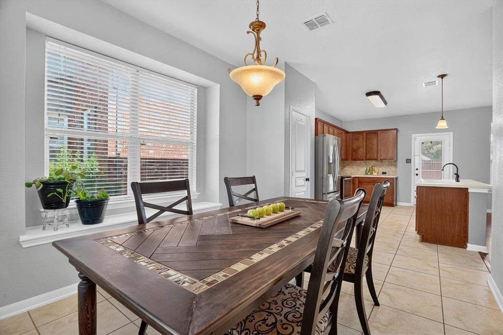 4824 Red Velvet Road Fort Worth, TX 76244 - Photo 13 of 39 Gallery Image 13