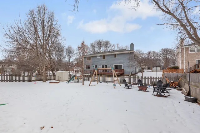 $549,000 | 138 Oak Street, Lake Zurich, IL 60047