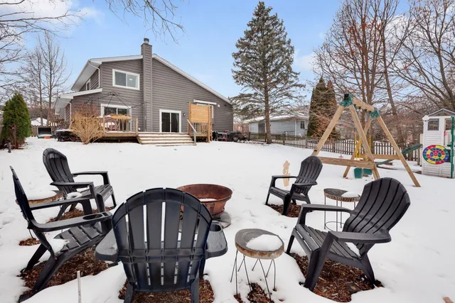 $549,000 | 138 Oak Street, Lake Zurich, IL 60047