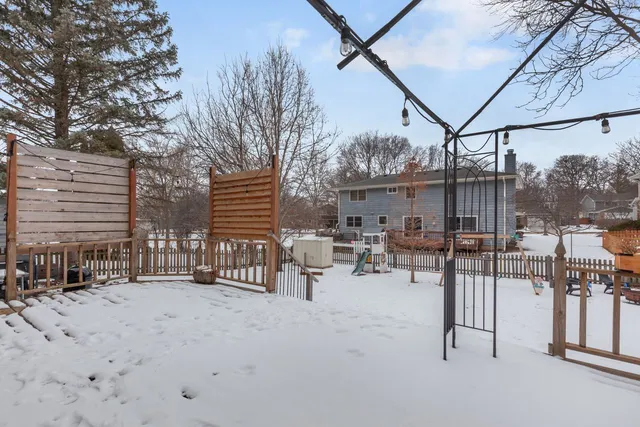 $549,000 | 138 Oak Street, Lake Zurich, IL 60047