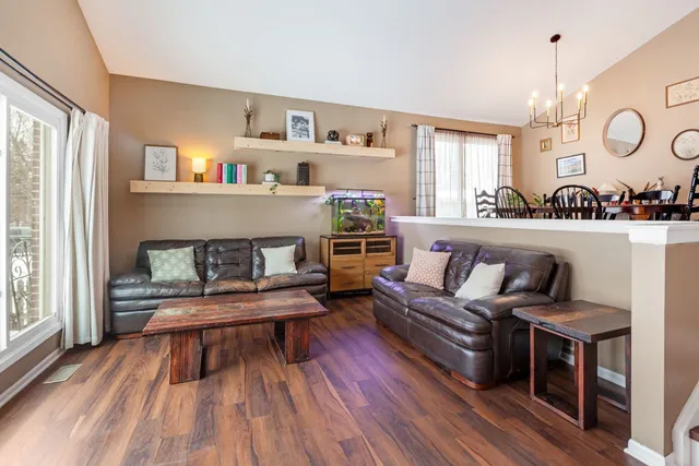 $549,000 | 138 Oak Street, Lake Zurich, IL 60047