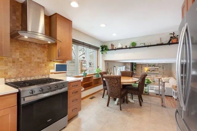 $549,000 | 138 Oak Street, Lake Zurich, IL 60047